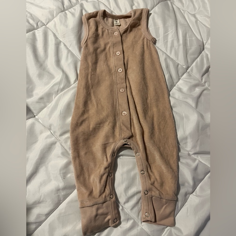 Kate Quinn Velvet Romper 2T
